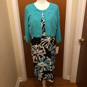 *BRAND NEW* 2 piece Floral dress set